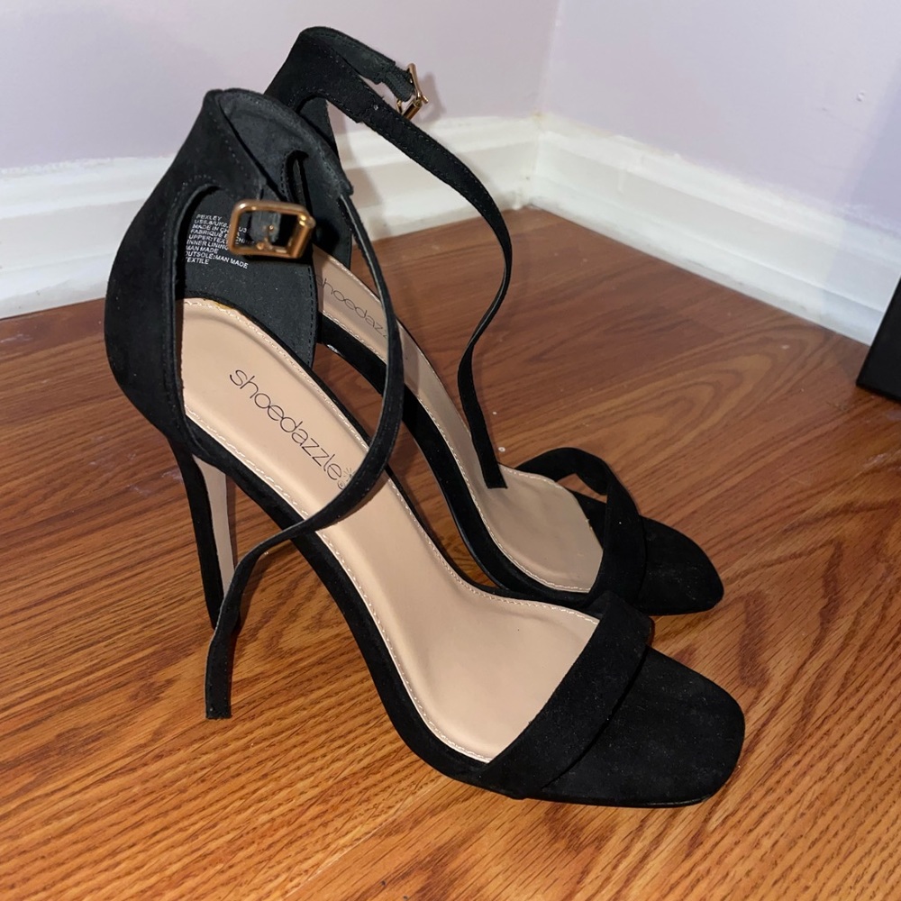 Shoedazzle Bexley Black pumps